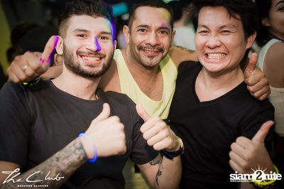 Matt Caseli & Dona Amelia at The Club Khaosan — photo 171