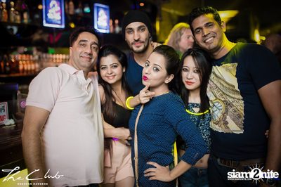 Matt Caseli & Dona Amelia at The Club Khaosan — photo 172