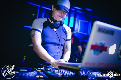 Let's Glow Party presents Tattoo Colour & DJ Yukio at Muse — photo 8