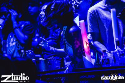 Fly Day Party กับ Far East Movement ที่ สตูดิโอ ไลฟ์ ฮอลล์ — photo 42