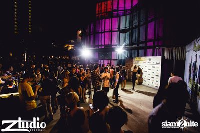 Fly Day Party กับ Far East Movement ที่ สตูดิโอ ไลฟ์ ฮอลล์ — photo 70