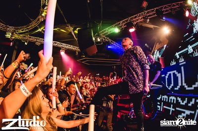 Fly Day Party กับ Far East Movement ที่ สตูดิโอ ไลฟ์ ฮอลล์ — photo 118