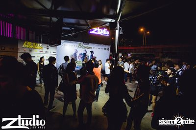 Fly Day Party กับ Far East Movement ที่ สตูดิโอ ไลฟ์ ฮอลล์ — photo 147