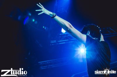 Fly Day Party กับ Far East Movement ที่ สตูดิโอ ไลฟ์ ฮอลล์ — photo 169