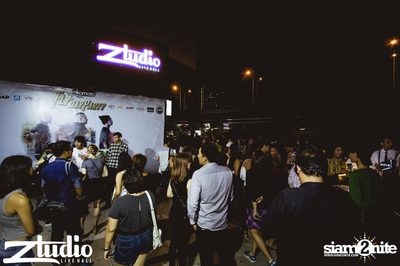 Fly Day Party กับ Far East Movement ที่ สตูดิโอ ไลฟ์ ฮอลล์ — photo 180