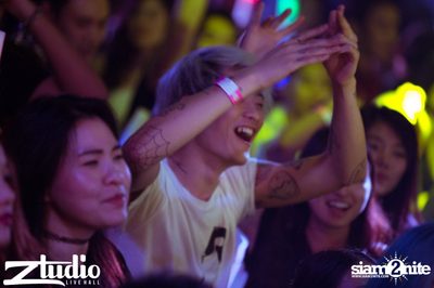 Fly Day Party กับ Far East Movement ที่ สตูดิโอ ไลฟ์ ฮอลล์ — photo 188