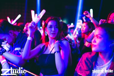 Fly Day Party กับ Far East Movement ที่ สตูดิโอ ไลฟ์ ฮอลล์ — photo 196