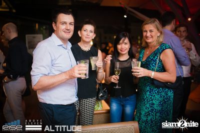 Altitude ที่ Gramercy Park บนชั้นดาดฟ้าของ อะโบฟ อีเลฟเว่น, สุขุมวิท 11 — photo 33