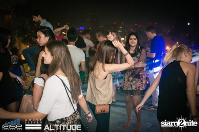 Altitude ที่ Gramercy Park บนชั้นดาดฟ้าของ อะโบฟ อีเลฟเว่น, สุขุมวิท 11 — photo 74