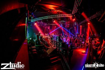 Grey Goose นำเสนอ TGIF : Will Sparks ที่ สตูดิโอ ไลฟ์ ฮอลล์ — photo 8
