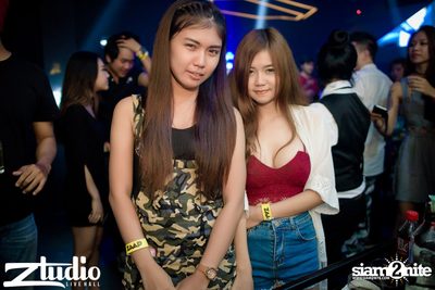 Grey Goose นำเสนอ TGIF : Will Sparks ที่ สตูดิโอ ไลฟ์ ฮอลล์ — photo 34
