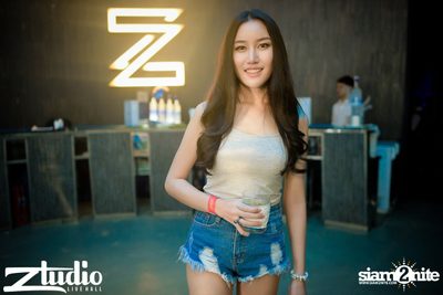 Grey Goose นำเสนอ TGIF : Will Sparks ที่ สตูดิโอ ไลฟ์ ฮอลล์ — photo 41
