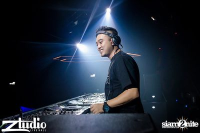 Grey Goose นำเสนอ TGIF : Will Sparks ที่ สตูดิโอ ไลฟ์ ฮอลล์ — photo 51