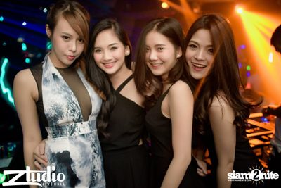 Grey Goose นำเสนอ TGIF : Will Sparks ที่ สตูดิโอ ไลฟ์ ฮอลล์ — photo 62