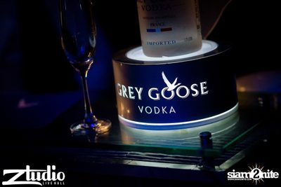 Grey Goose นำเสนอ TGIF : Will Sparks ที่ สตูดิโอ ไลฟ์ ฮอลล์ — photo 63