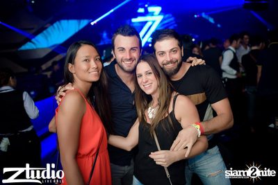 Grey Goose นำเสนอ TGIF : Will Sparks ที่ สตูดิโอ ไลฟ์ ฮอลล์ — photo 73