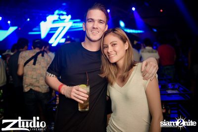 Grey Goose นำเสนอ TGIF : Will Sparks ที่ สตูดิโอ ไลฟ์ ฮอลล์ — photo 78
