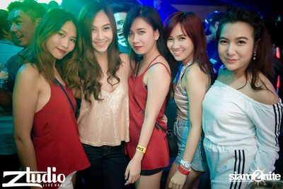 Grey Goose นำเสนอ TGIF : Will Sparks ที่ สตูดิโอ ไลฟ์ ฮอลล์ — photo 120