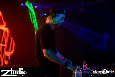 Grey Goose นำเสนอ TGIF : Will Sparks ที่ สตูดิโอ ไลฟ์ ฮอลล์ — photo 148