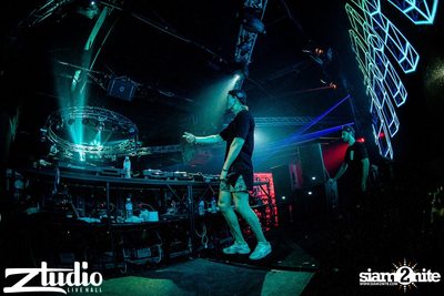 Grey Goose นำเสนอ TGIF : Will Sparks ที่ สตูดิโอ ไลฟ์ ฮอลล์ — photo 149