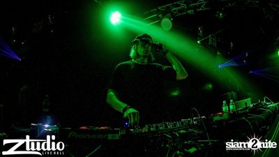 Grey Goose นำเสนอ TGIF : Will Sparks ที่ สตูดิโอ ไลฟ์ ฮอลล์ — photo 155