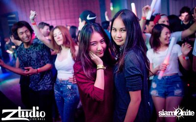 Grey Goose นำเสนอ TGIF : Will Sparks ที่ สตูดิโอ ไลฟ์ ฮอลล์ — photo 165