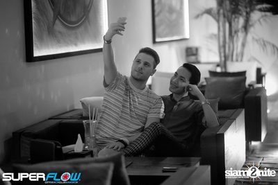 In Bed With Space | Matt Caseli & Dona Amelia at Superflow — photo 44