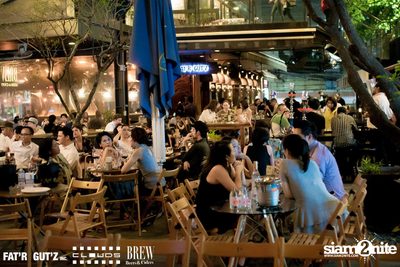 Seenspace Invasion ที่ร้าน Clouds, Fat'R Gut'z และ BREW Beers & Ciders — photo 3