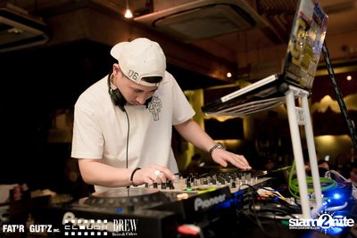 Seenspace Invasion ที่ร้าน Clouds, Fat'R Gut'z และ BREW Beers & Ciders — photo 6