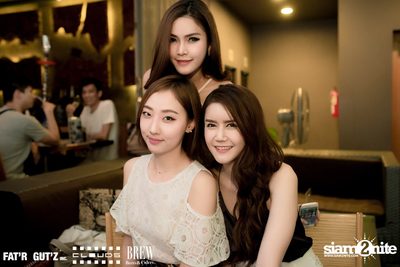 Seenspace Invasion ที่ร้าน Clouds, Fat'R Gut'z และ BREW Beers & Ciders — photo 10