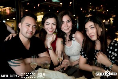 Seenspace Invasion ที่ร้าน Clouds, Fat'R Gut'z และ BREW Beers & Ciders — photo 18