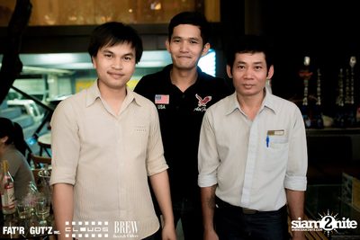 Seenspace Invasion ที่ร้าน Clouds, Fat'R Gut'z และ BREW Beers & Ciders — photo 20