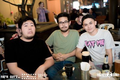 Seenspace Invasion ที่ร้าน Clouds, Fat'R Gut'z และ BREW Beers & Ciders — photo 33