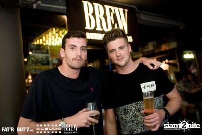 Seenspace Invasion ที่ร้าน Clouds, Fat'R Gut'z และ BREW Beers & Ciders — photo 54