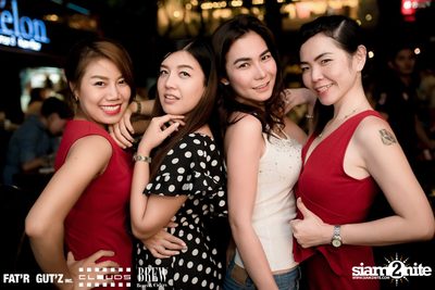 Seenspace Invasion ที่ร้าน Clouds, Fat'R Gut'z และ BREW Beers & Ciders — photo 59