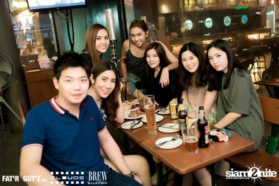 Seenspace Invasion ที่ร้าน Clouds, Fat'R Gut'z และ BREW Beers & Ciders — photo 61