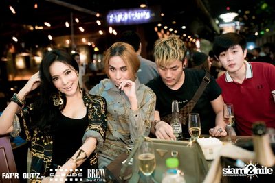 Seenspace Invasion ที่ร้าน Clouds, Fat'R Gut'z และ BREW Beers & Ciders — photo 70