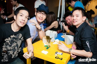 The Moon Light Loy Krathong Fest with Yokee Playboy at Roadsidedog — photo 8