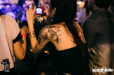 The Moon Light Loy Krathong Fest with Yokee Playboy at Roadsidedog — photo 12