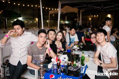 The Moon Light Loy Krathong Fest with Yokee Playboy at Roadsidedog — photo 18