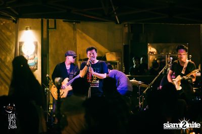 The Moon Light Loy Krathong Fest with Yokee Playboy at Roadsidedog — photo 28
