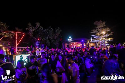 1st Anniversary Buckets Siamese Bar with Aof Pongsak — photo 88