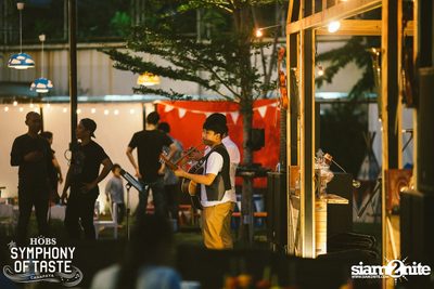 Swing Vintage Jazz | Loy Kratong ที่ ฮ็อปส์ คานาพายา — photo 45