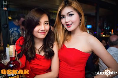 หนุ่ม-ทีโบน แสดงสดที่ ออสการ์ บิสโทร, สุขุมวิทซอย 11 — photo 57