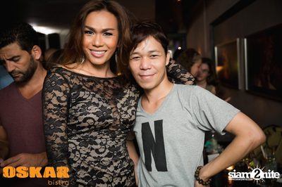 หนุ่ม-ทีโบน แสดงสดที่ ออสการ์ บิสโทร, สุขุมวิทซอย 11 — photo 90
