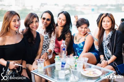 SO POOL PARTY ที่ เดอะ วอเทอร์ คลับ โรงแรมโซฟิเทล โซ — photo 3