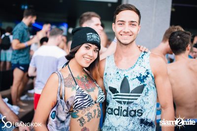 SO POOL PARTY ที่ เดอะ วอเทอร์ คลับ โรงแรมโซฟิเทล โซ — photo 44