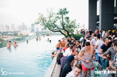 SO POOL PARTY ที่ เดอะ วอเทอร์ คลับ โรงแรมโซฟิเทล โซ — photo 53