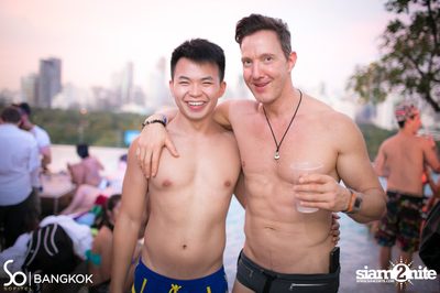 SO POOL PARTY ที่ เดอะ วอเทอร์ คลับ โรงแรมโซฟิเทล โซ — photo 63