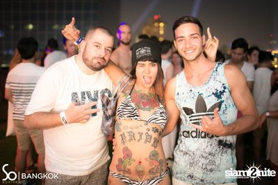 SO POOL PARTY ที่ เดอะ วอเทอร์ คลับ โรงแรมโซฟิเทล โซ — photo 88